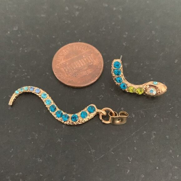 Pavé Crystal Cobra Snake Swivel Front & Back Linear Earrings Tail Unisex NEW - Picture 7 of 9